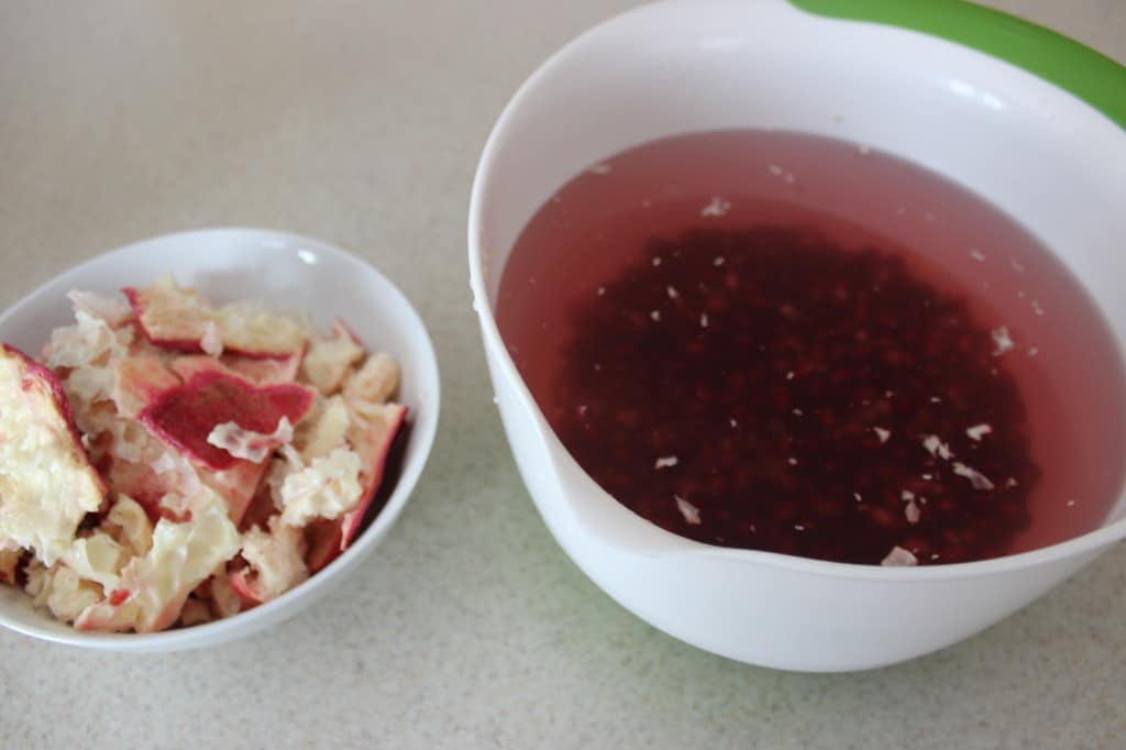 Seeding a Pomegranate in water is a simple and less messy way to enjoy this delicious fruit in the fastest amount of time. simplylakita.com