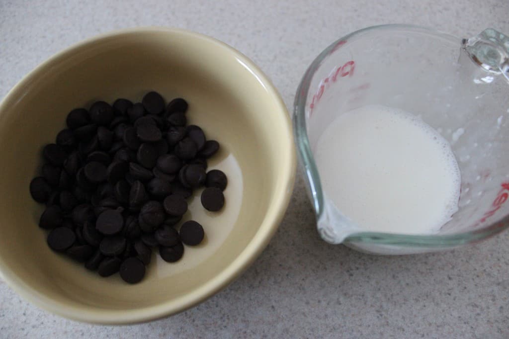 Dark chocolate and heavy cream for Chocolate Sour Cream Pound Cake ganache