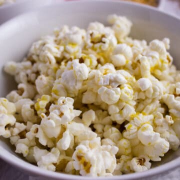 Close up view of bowl of popcorn.