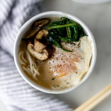 overhead view instant ramen