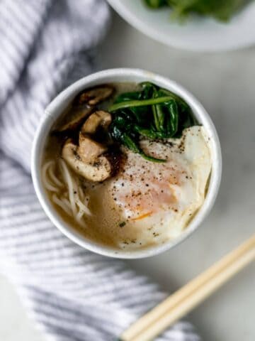 overhead view instant ramen