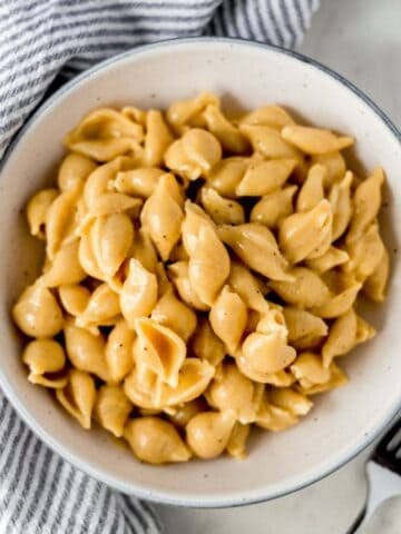 Overhead view of bowl of mac and cheese.