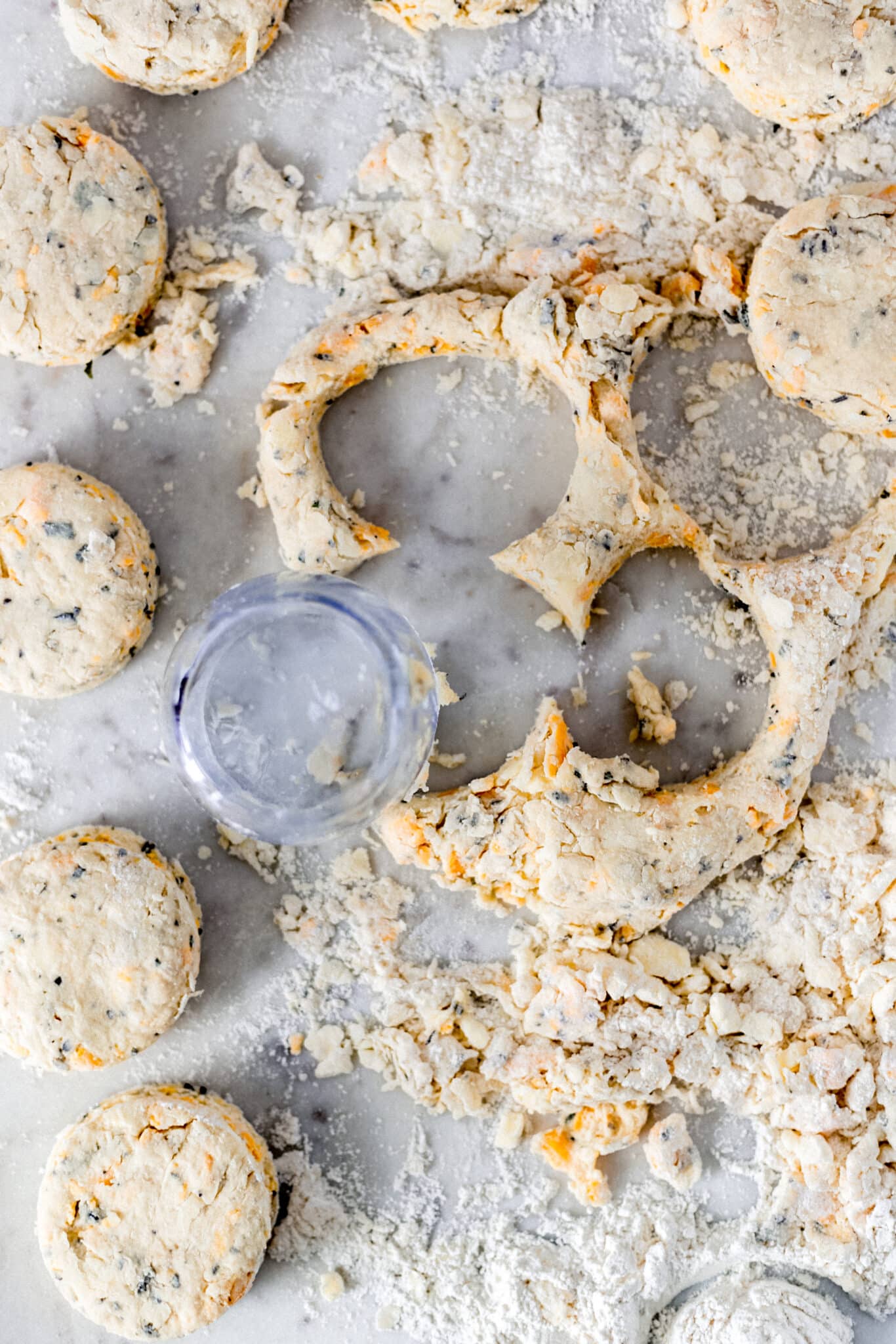 cut cheddar herb biscuits 