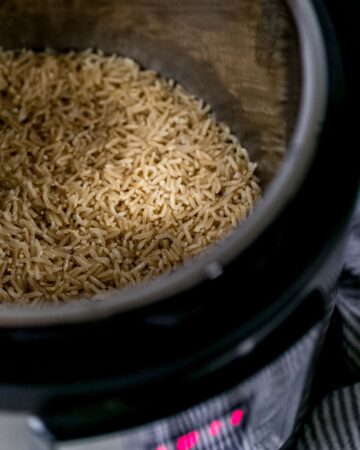 Finished brown rice in the instant pot.