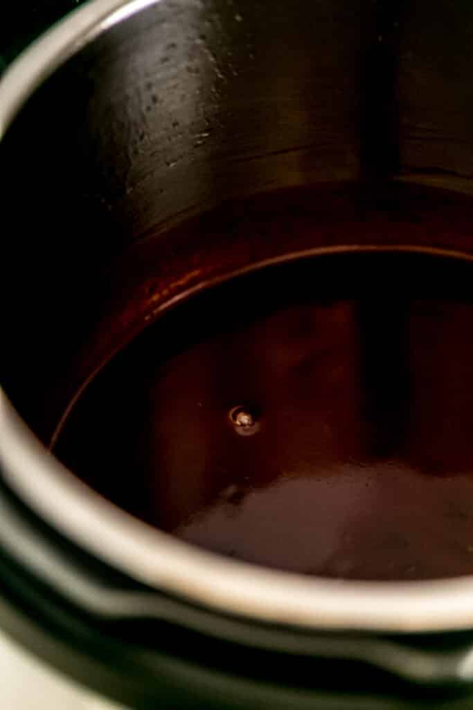 sweet and spicy sauce for meatballs in pressure cooker 
