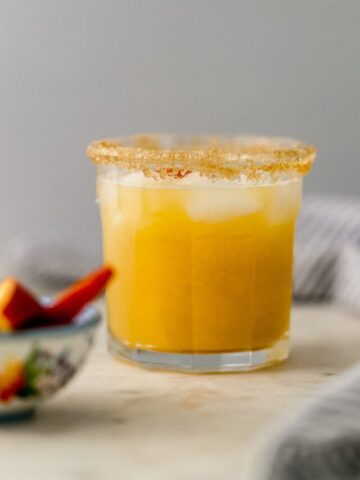 cropped-Peach-Margarita-Simply-LaKita-4.jpg