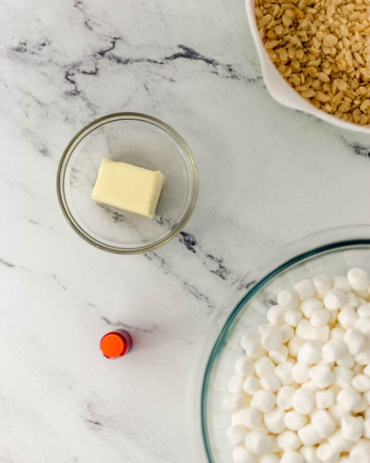 Ingredients needed to make rice krispie treats.