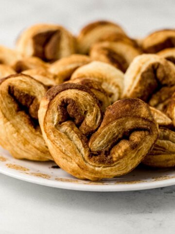 close up side view pastry cookies on large plate